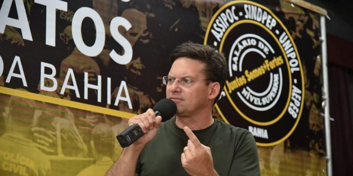 "Ex-secretário da pior educação do Brasil", diz João Roma sobre Jerônimo (PT)