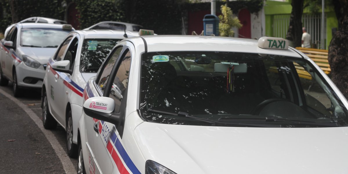 Prefeituras de todo o Brasil farão cadastro para o auxílio taxista