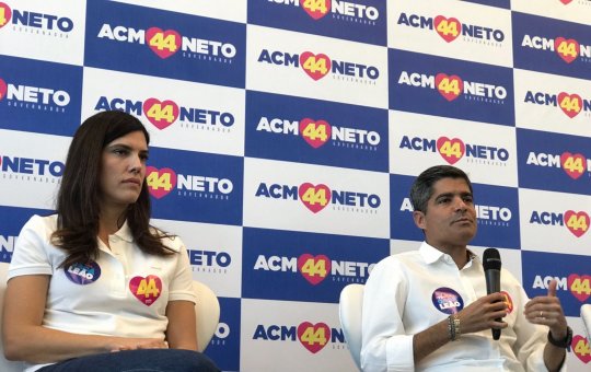 "Perguntem a ele", diz ACM Neto sobre possibilidade de José Ronaldo romper