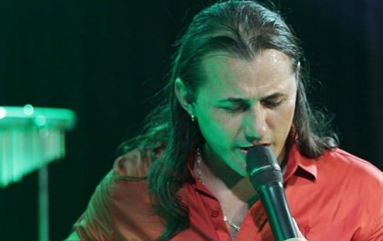 Vídeo: Cantor Jorge Moraes é executado na porta de casa