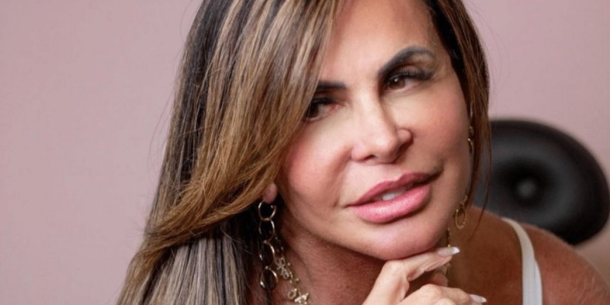 Após críticas por vídeo usando calcinha, Gretchen debocha: "vou postar dois"