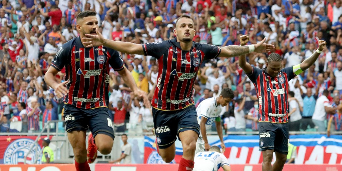 Com recorde de público na Arena, Bahia bate CSA e assume vice-liderança