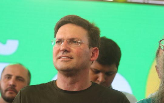 João Roma diz que "ficaria feliz com o Zé Ronaldo" ao seu lado e alfineta Neto