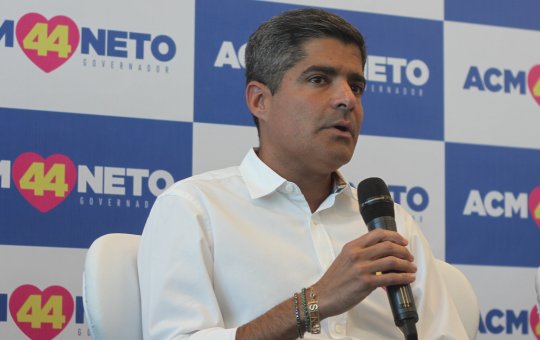 ACM Neto anuncia coletiva em Feira de Santana em meio à 'crise' com Zé Ronaldo