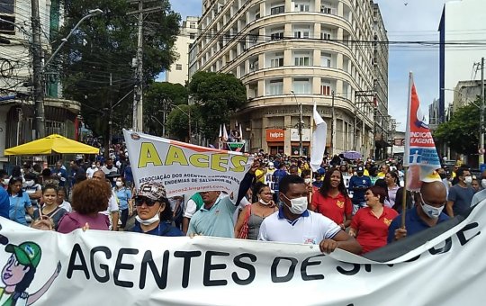 Agentes de saúde esperam derrubada de veto nesta terça e não descartam parar