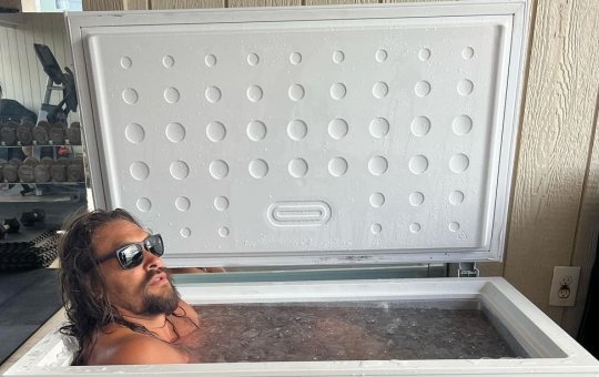Vídeo: Jason Momoa passa seis minutos em freezer com gelo