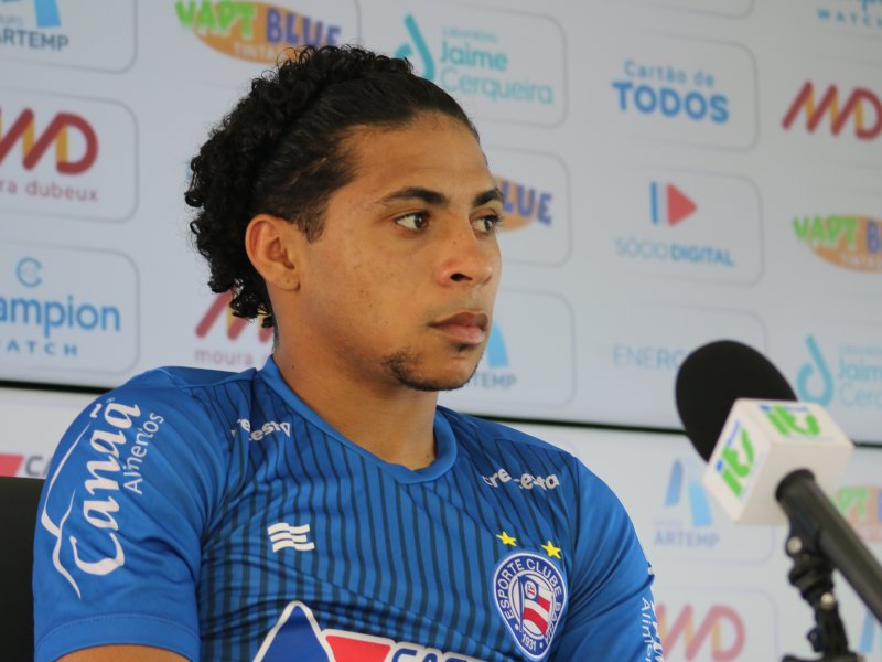 "Foi um jogo para esquecer", admite Jacaré após derrota do Bahia para o Sampaio