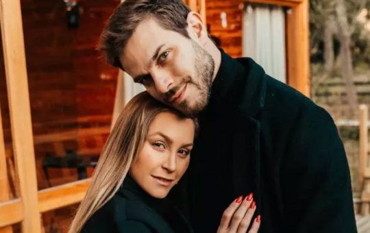 Namorado de Carla Diaz é investigado por desvio de verba, diz colunista