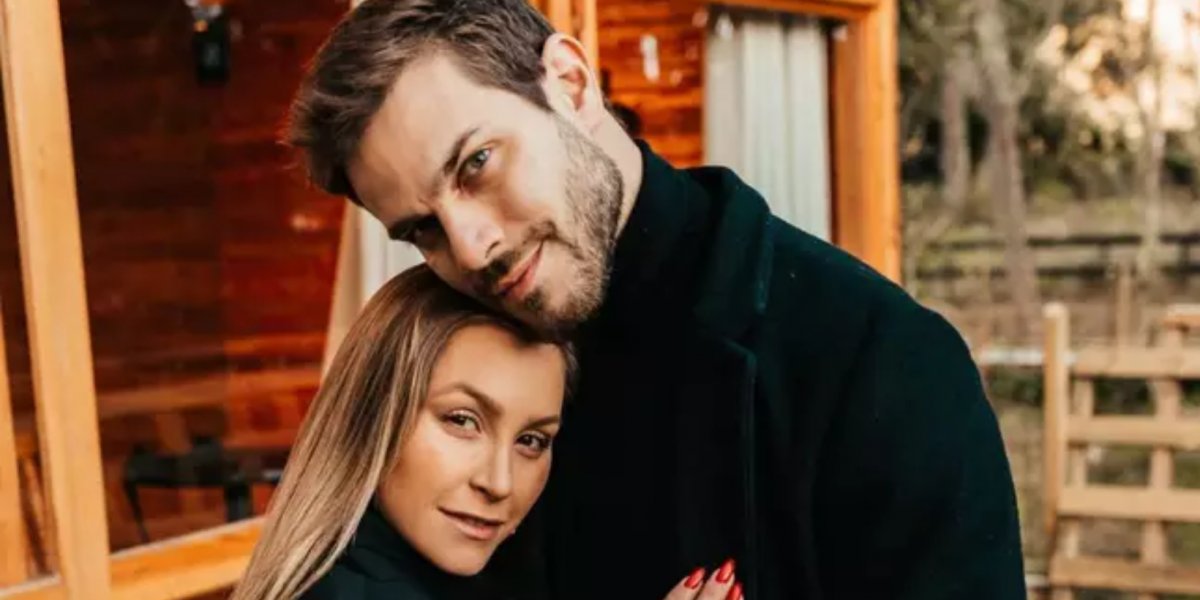 Namorado de Carla Diaz é investigado por desvio de verba, diz colunista