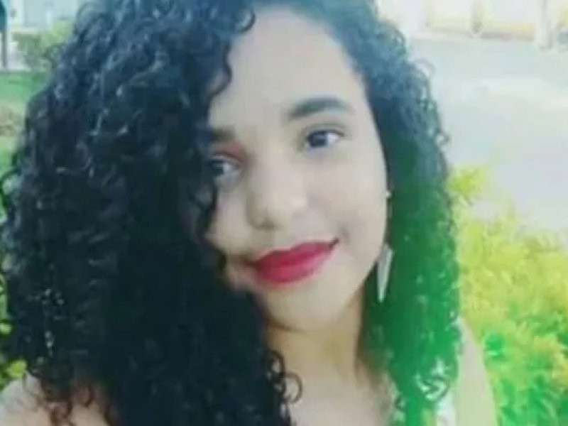 Adolescente é encontrada morta com perfurações no corpo no norte da Bahia