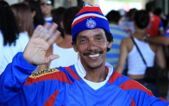 Torcedor símbolo do Bahia, Binha de São Caetano concorrerá ao cargo de deputado