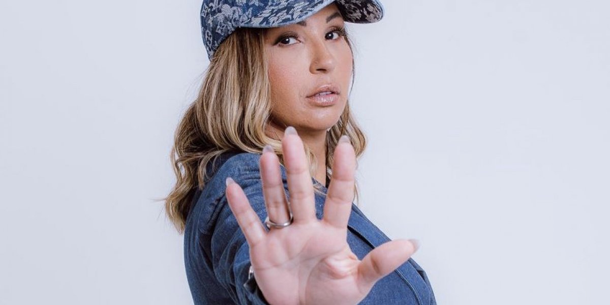 Valesca Popozuda massacra Karina Bacchi após crítica à Giovanna Ewbank