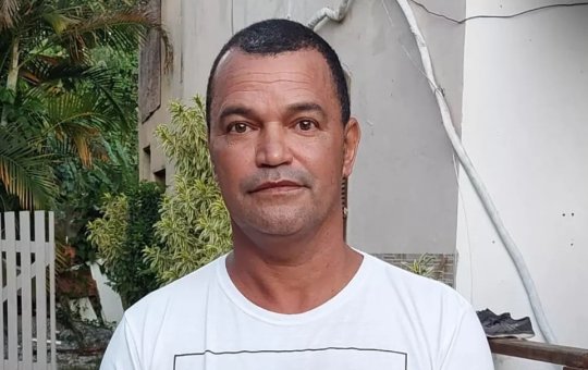 Jardineiro isolado por 5 dias em ilha comeu limão e carvão para sobreviver