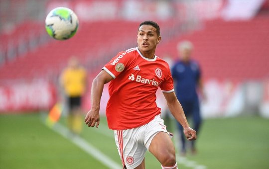 Bahia anuncia contratação de Caio Vidal, do Inter, no último dia da janela