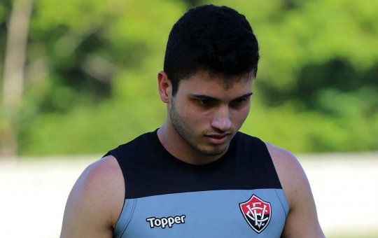 Com uma partida disputada desde 2019, Luan Silva se reapresenta no Vitória