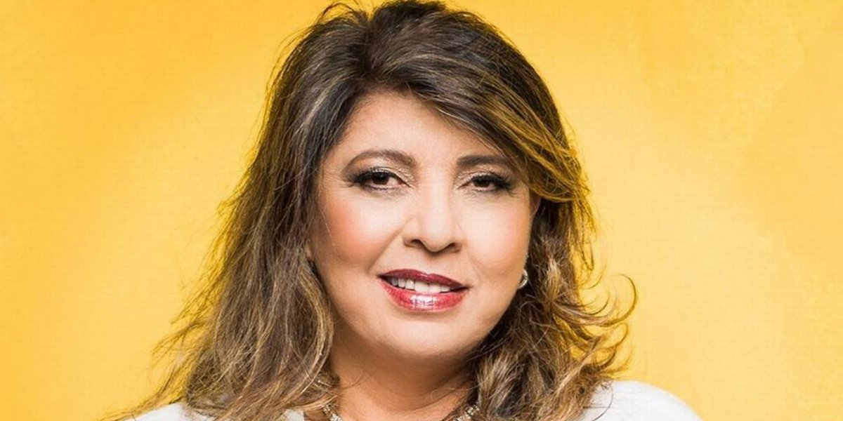 Roberta Miranda dá detalhes sobre vida amorosa e diz que já namorou travesti