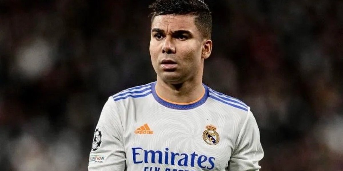 Casemiro balança com proposta do Manchester United e terá conversa com Ancelotti