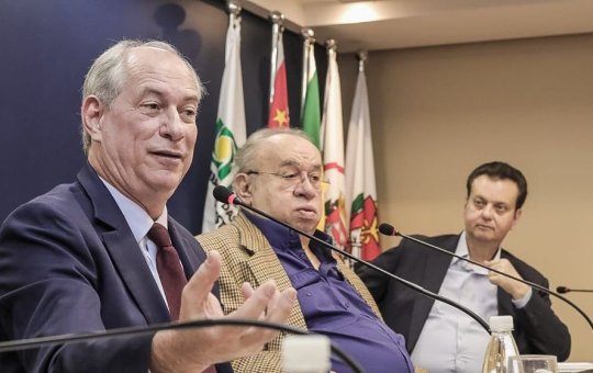 Eleições: Ciro Gomes diz que vai reformar CLT protegendo renda dos trabalhadores