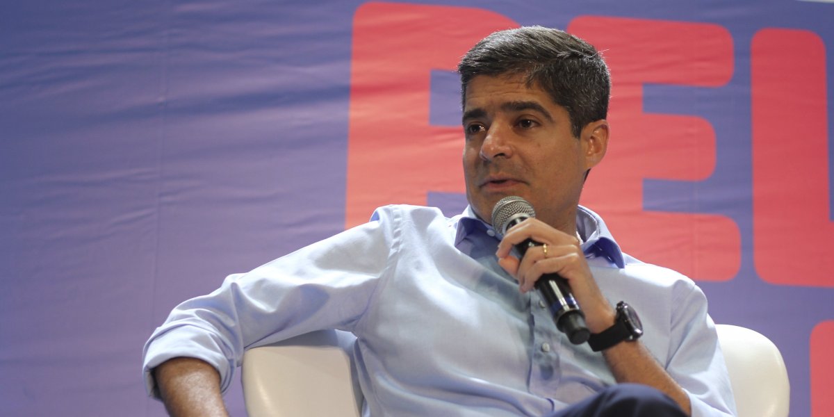 "Botar pra fora todo mundo", diz Neto sobre mudanças na SSP caso seja eleito