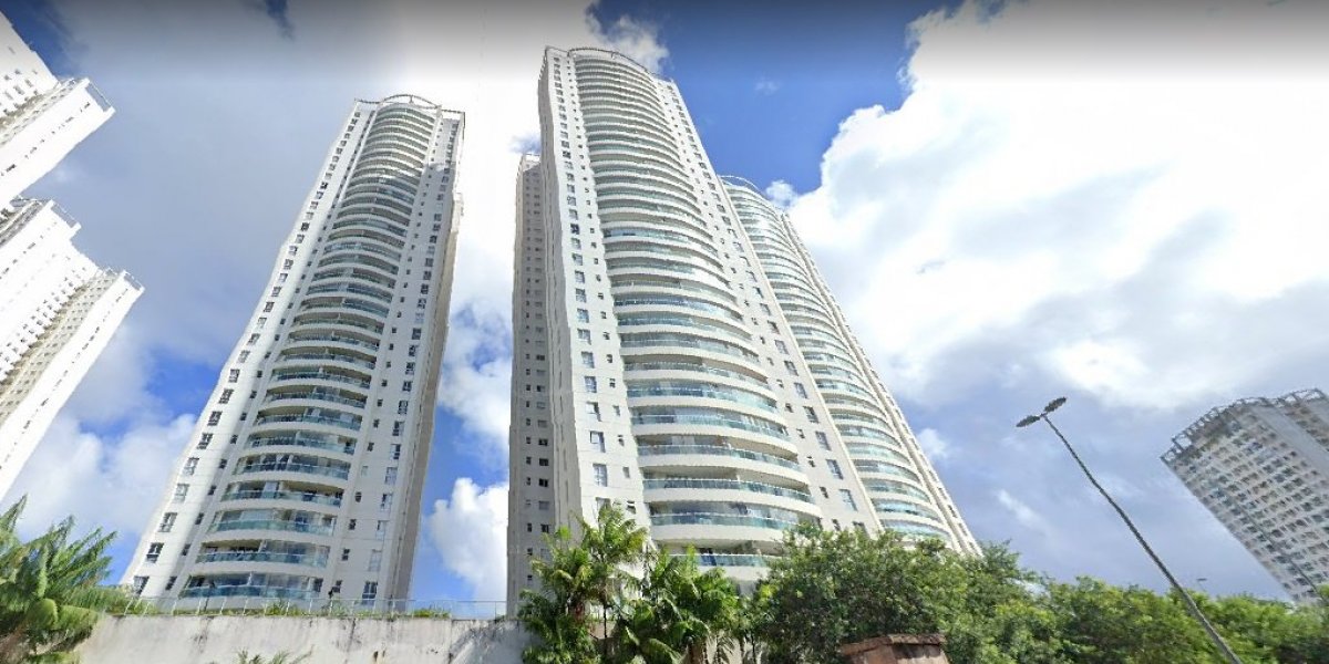 Incêndio é registrado em prédio de luxo no Horto Bela Vista, em Salvador