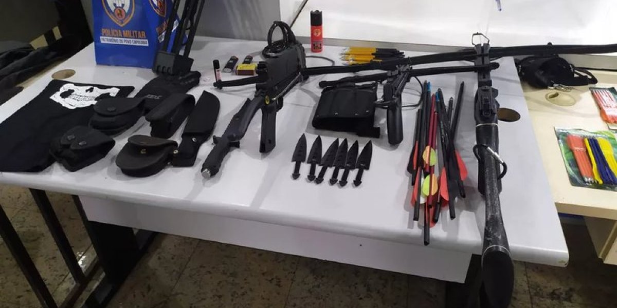 Ex-aluno é detido após invadir escola armado e ameaçar com atentado