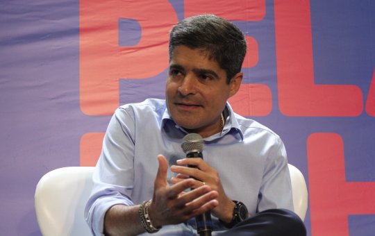 "Vocês têm direito de escolher o presidente", diz ACM Neto