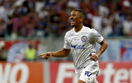 Davó recusa oficialmente oferta russa e decide continuar jogando pelo Bahia