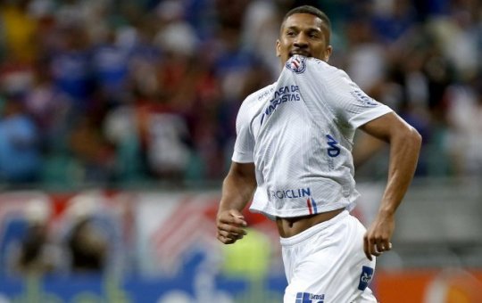 "Muito importante para nossa trajetória", diz Freeland sobre permanência de Davó