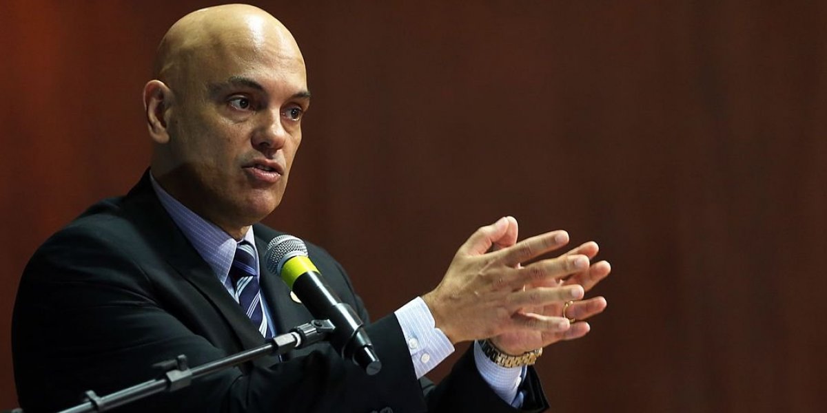 Moraes determina bloqueio de contas de empresários que defenderam golpe