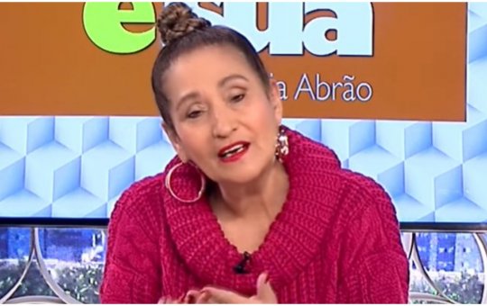 Sônia Abrão fala sobre vida amorosa e revela estar satisfeita com solteirice