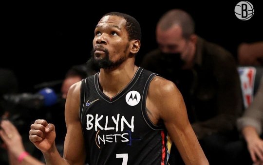 NBA: Kevin Durant decide permanecer no Brooklyn Nets após rumores de troca