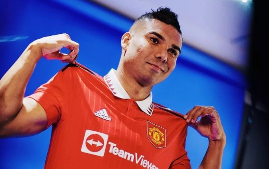 Casemiro é apresentado no Manchester United e se diz empolgado: "muito ansioso"