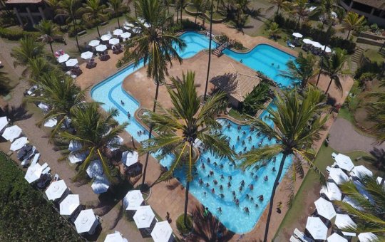 Empresário é morto a tiros dentro de hotel de luxo em Itapuã