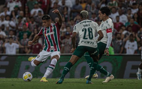 Brasileiro: Palmeiras sai na frente com golaço, mas Flu empata em casa