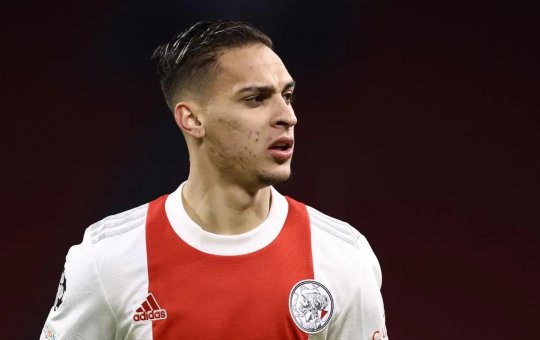 Atacante da Seleção Brasileira, Antony será vendido ao United por R$ 500 milhões