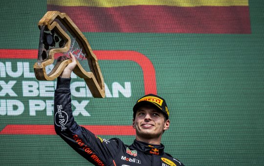 F1: Verstappen larga em 14º, mas se recupera e vence GP da Bélgica