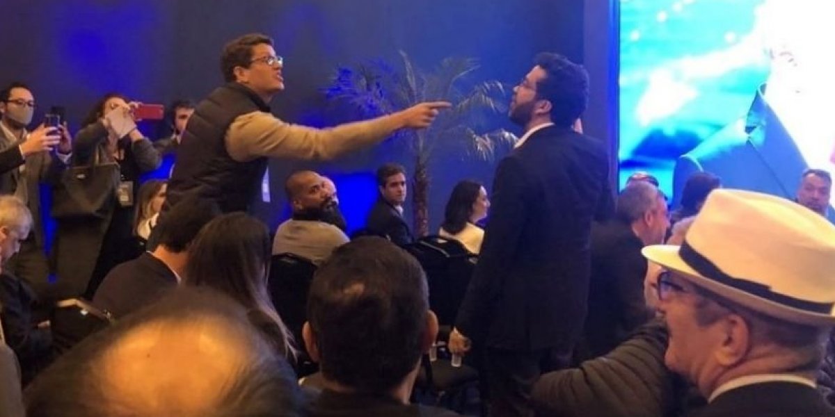 André Janones e Ricardo Salles brigam durante debate na Band