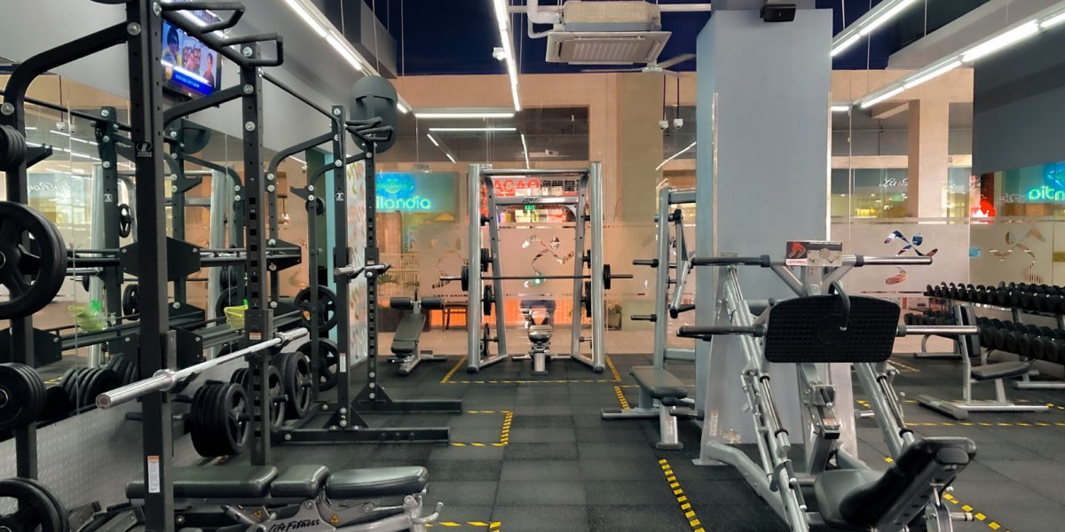 Modelo é agredida após rejeitar investida de empresário em academia de luxo