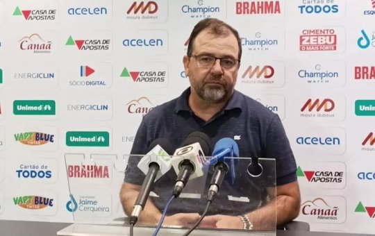 Enderson elogia Goulart e defende elenco do Bahia após críticas: "injustas"