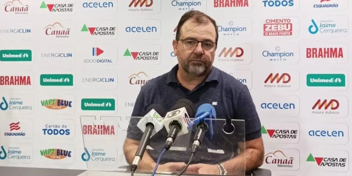 Enderson elogia Goulart e defende elenco do Bahia após críticas: "injustas"