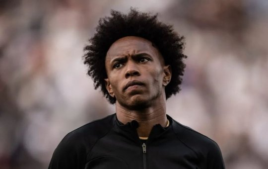 Após rescindir com Corinthians, Willian volta à Londres e acerta com novo time