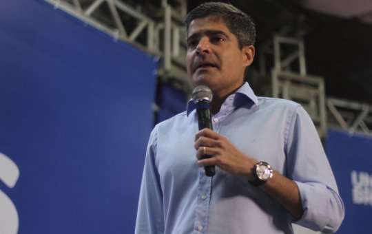 "Tem que prender é bandido", disse Neto sobre monitoramento em fardas de PM's