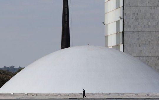 Senado aprova uso de fundo habitacional para Casa Verde e Amarela