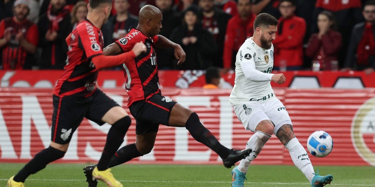 Libertadores: Athletico-PR derrota o Palmeiras e fica a um empate da final