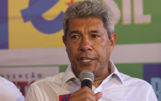 Jerônimo critica governo Bolsonaro em sabatina: "Não dialoga com a sociedade"