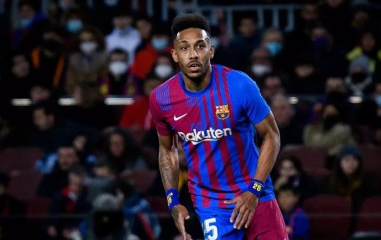 Aubameyang sofre lesão na mandíbula após ser agredido em assalto na sua casa