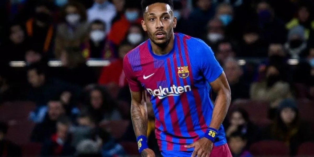 Aubameyang sofre lesão na mandíbula após ser agredido em assalto na sua casa