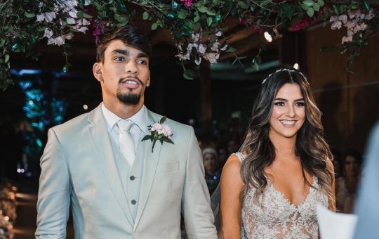 Beleza da esposa de Lucas Paquetá chama a atenção de torcedores do West Ham