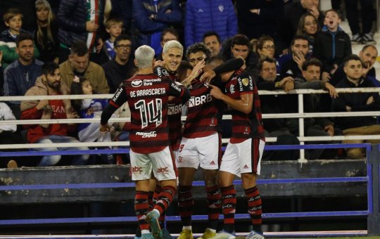 Libertadores: Pedro brilha e comanda goleada do Flamengo sobre Vélez