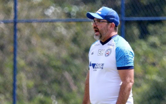 "Jogo com boa criação", avaliou Enderson sobre a derrota do Bahia